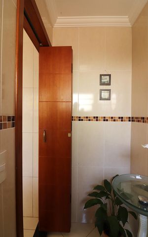 Casa à venda com 146m², 2 quartos e 2 vagasLavabo