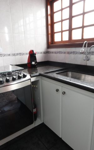 Casa à venda com 125m², 2 quartos e 2 vagasCozinha