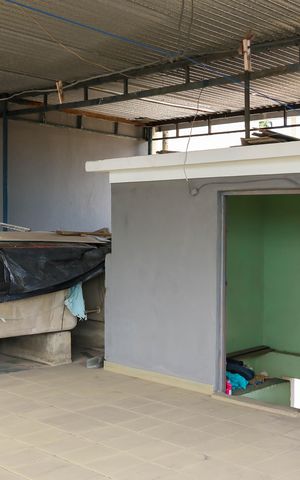 Casa de condomínio à venda com 155m², 3 quartos e 10 vagas Casa de condomínio à venda com 155m², 3 quartos e 10 vagasÁrea de Serviço