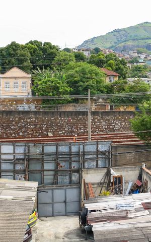 Casa de condomínio à venda com 155m², 3 quartos e 10 vagas Casa de condomínio à venda com 155m², 3 quartos e 10 vagasVista da Área de Serviço