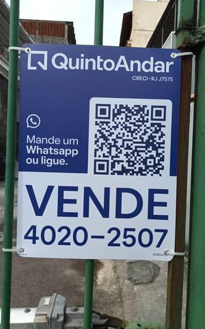 Casa de condomínio à venda com 155m², 3 quartos e 10 vagas Casa de condomínio à venda com 155m², 3 quartos e 10 vagasPlaca