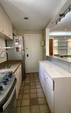 Apartamento à venda com 82m², 2 quartos e 1 vagaCozinha