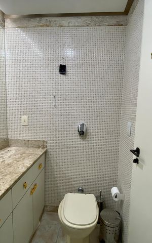 Apartamento à venda com 82m², 2 quartos e 1 vagaBanheiro Social