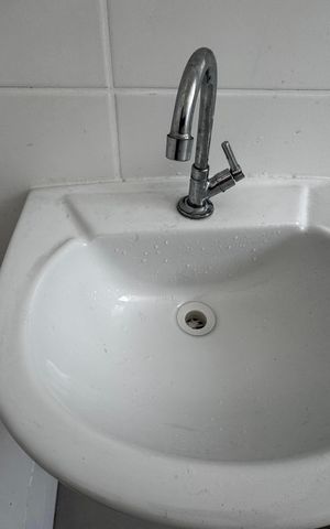 Apartamento à venda com 45m², 2 quartos e 1 vaga Apartamento à venda com 45m², 2 quartos e 1 vagaBanheiro social