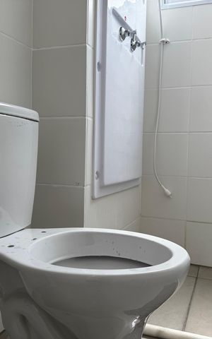 Apartamento à venda com 45m², 2 quartos e 1 vaga Apartamento à venda com 45m², 2 quartos e 1 vagaBanheiro social