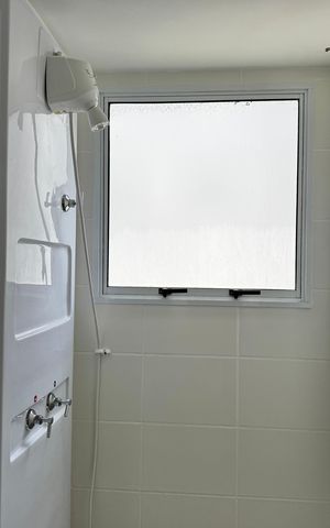 Apartamento à venda com 45m², 2 quartos e 1 vaga Apartamento à venda com 45m², 2 quartos e 1 vagaBanheiro social