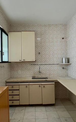 Apartamento à venda com 180m², 4 quartos e 2 vagas Apartamento à venda com 180m², 4 quartos e 2 vagasCozinha