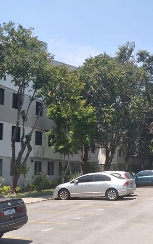 Apartamento à venda com 60m², 2 quartos e 1 vaga Apartamento à venda com 60m², 2 quartos e 1 vagaFachada