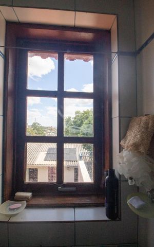 Casa à venda com 200m², 3 quartos e 2 vagas Casa à venda com 200m², 3 quartos e 2 vagasBanheiro 3