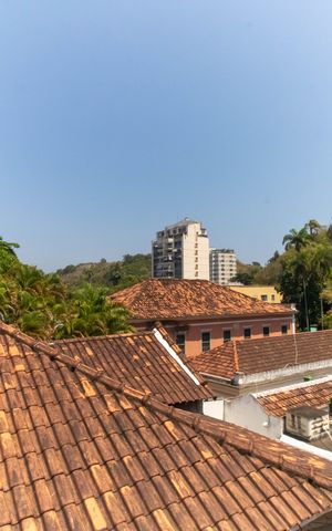 Casa à venda com 320m², 5 quartos e sem vaga Casa à venda com 320m², 5 quartos e sem vagaVista do Quarto Externo 3