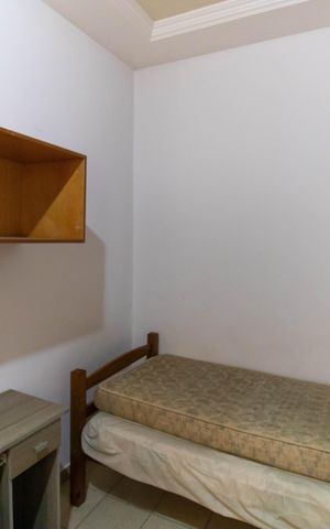 Casa à venda com 320m², 5 quartos e sem vaga Casa à venda com 320m², 5 quartos e sem vagaQuarto 3
