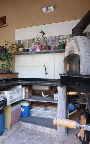 Casa à venda com 168m², 3 quartos e 2 vagasÁrea Gourmet