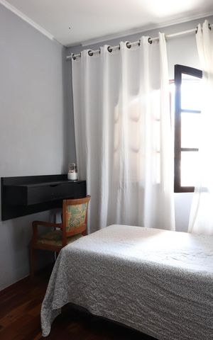 Casa à venda com 168m², 3 quartos e 2 vagasQuarto 3