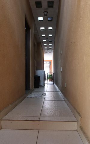 Casa à venda com 168m², 3 quartos e 2 vagasCorredor Lateral