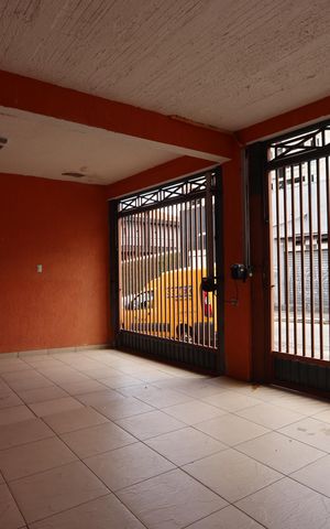 Casa à venda com 168m², 3 quartos e 2 vagasGaragem