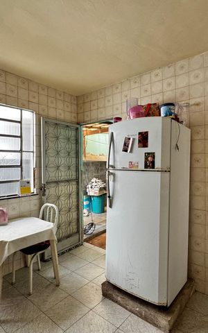 Apartamento à venda com 128m², 4 quartos e sem vaga Apartamento à venda com 128m², 4 quartos e sem vagaCozinha