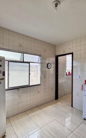Apartamento à venda com 128m², 4 quartos e sem vaga Apartamento à venda com 128m², 4 quartos e sem vagaCozinha 2