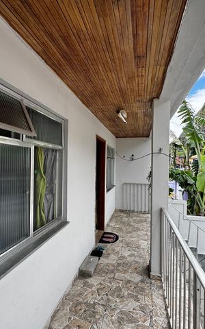 Apartamento à venda com 128m², 4 quartos e sem vaga Apartamento à venda com 128m², 4 quartos e sem vagaVaranda 2