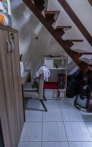 Casa à venda com 210m², 4 quartos e 2 vagas Casa à venda com 210m², 4 quartos e 2 vagasQuarto 3