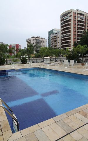 Apartamento à venda com 75m², 2 quartos e 1 vagaPiscina