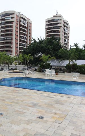 Apartamento à venda com 75m², 2 quartos e 1 vagaPiscina