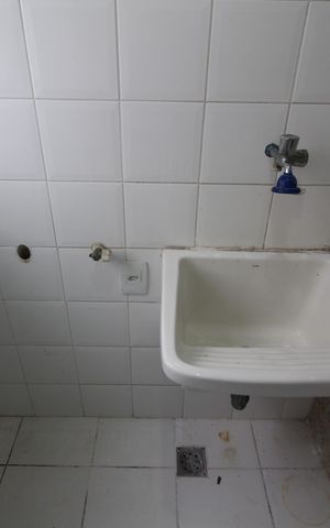 Apartamento à venda com 75m², 2 quartos e 1 vagaÁrea de Serviço