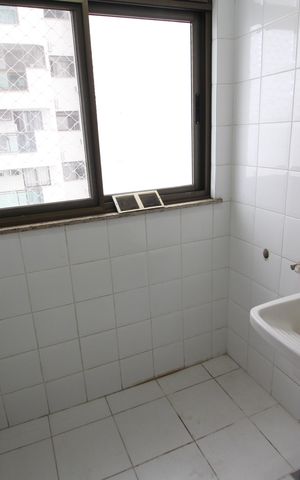 Apartamento à venda com 75m², 2 quartos e 1 vagaÁrea de Serviço