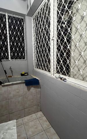 Casa à venda com 82m², 3 quartos e sem vaga Casa à venda com 82m², 3 quartos e sem vagaÁrea de Serviço
