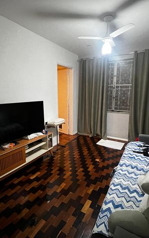 Casa à venda com 82m², 3 quartos e sem vaga Casa à venda com 82m², 3 quartos e sem vagaSala
