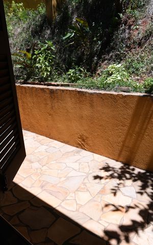 Casa de condomínio à venda com 476m², 4 quartos e 2 vagasQuarto 2 - Suíte Vista