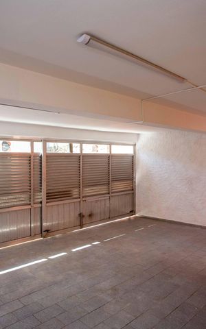 Casa à venda com 199m², 3 quartos e 4 vagasGaragem