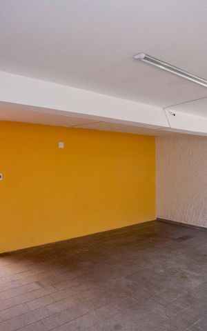 Casa à venda com 199m², 3 quartos e 4 vagasGaragem