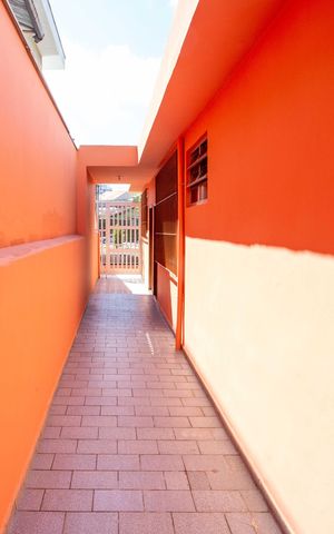 Casa à venda com 199m², 3 quartos e 4 vagasQuintal