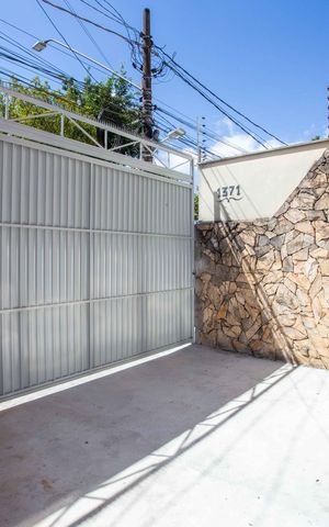 Casa à venda com 199m², 3 quartos e 4 vagasGaragem