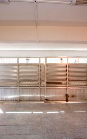 Casa à venda com 199m², 3 quartos e 4 vagasGaragem