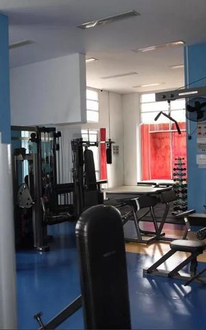 Apartamento à venda com 134m², 3 quartos e 2 vagas Apartamento à venda com 134m², 3 quartos e 2 vagasÁrea comum - Academia