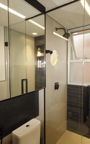 Apartamento à venda com 65m², 2 quartos e 2 vagasbanheiro 1