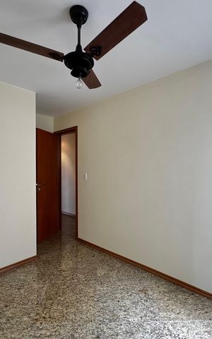 Apartamento à venda com 141m², 4 quartos e 3 vagas Apartamento à venda com 141m², 4 quartos e 3 vagasQuarto 1