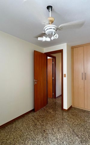 Apartamento à venda com 141m², 4 quartos e 3 vagas Apartamento à venda com 141m², 4 quartos e 3 vagasQuarto 2