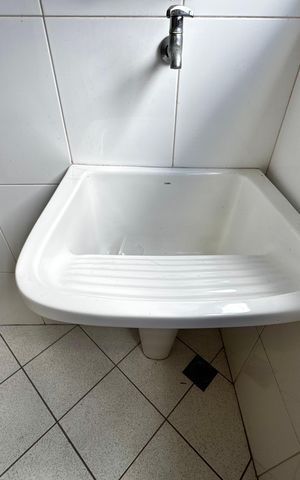 Apartamento à venda com 141m², 4 quartos e 3 vagas Apartamento à venda com 141m², 4 quartos e 3 vagasCozinha e Área de Serviço