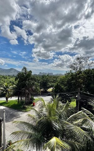 Apartamento à venda com 141m², 4 quartos e 3 vagas Apartamento à venda com 141m², 4 quartos e 3 vagasVaranda - Vista