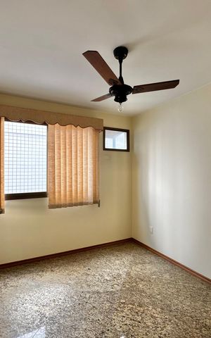 Apartamento à venda com 141m², 4 quartos e 3 vagas Apartamento à venda com 141m², 4 quartos e 3 vagasQuarto 1