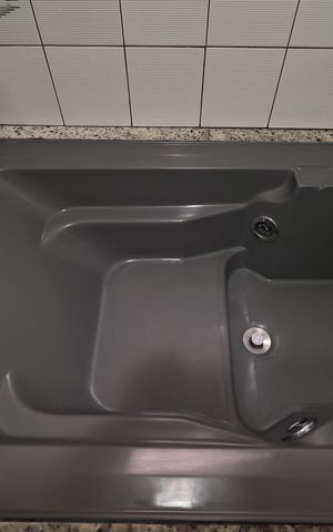Casa à venda com 180m², 3 quartos e 2 vagas Casa à venda com 180m², 3 quartos e 2 vagasBanheiro 2
