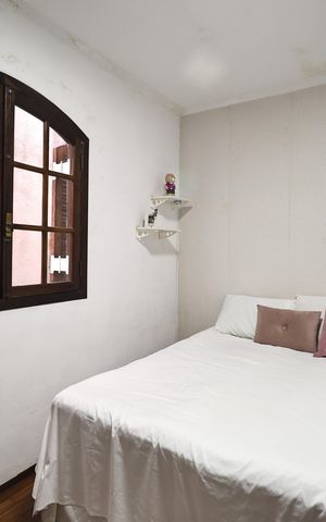 Casa à venda com 180m², 3 quartos e 2 vagas Casa à venda com 180m², 3 quartos e 2 vagasQuarto 2