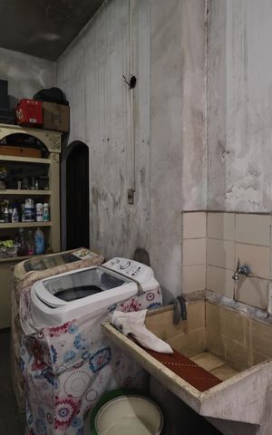 Casa à venda com 180m², 3 quartos e 2 vagas Casa à venda com 180m², 3 quartos e 2 vagasLavanderia