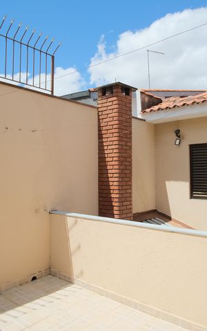 Casa à venda com 252m², 4 quartos e 4 vagasTerraço