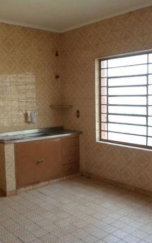 Casa à venda com 220m², 3 quartos e 7 vagas Casa à venda com 220m², 3 quartos e 7 vagasCozinha