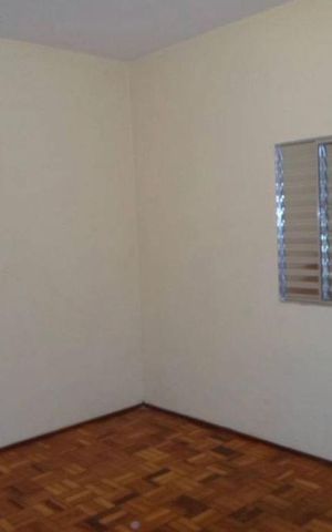 Casa à venda com 220m², 3 quartos e 7 vagas Casa à venda com 220m², 3 quartos e 7 vagasQuarto