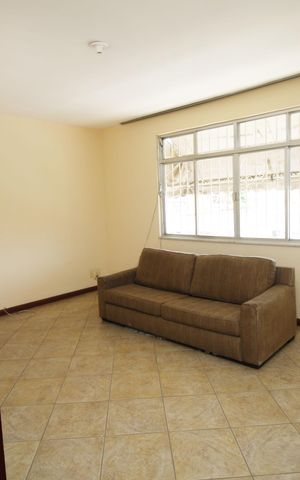 Casa à venda com 171m², 5 quartos e 1 vagaSala 2