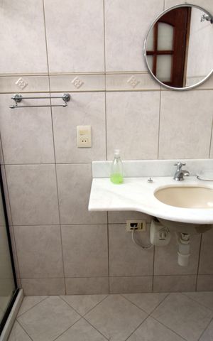 Casa à venda com 171m², 5 quartos e 1 vagaBanheiro da Suíte 3